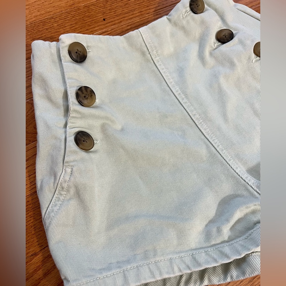 ZARA high-waisted shorts - Picture 2 of 6